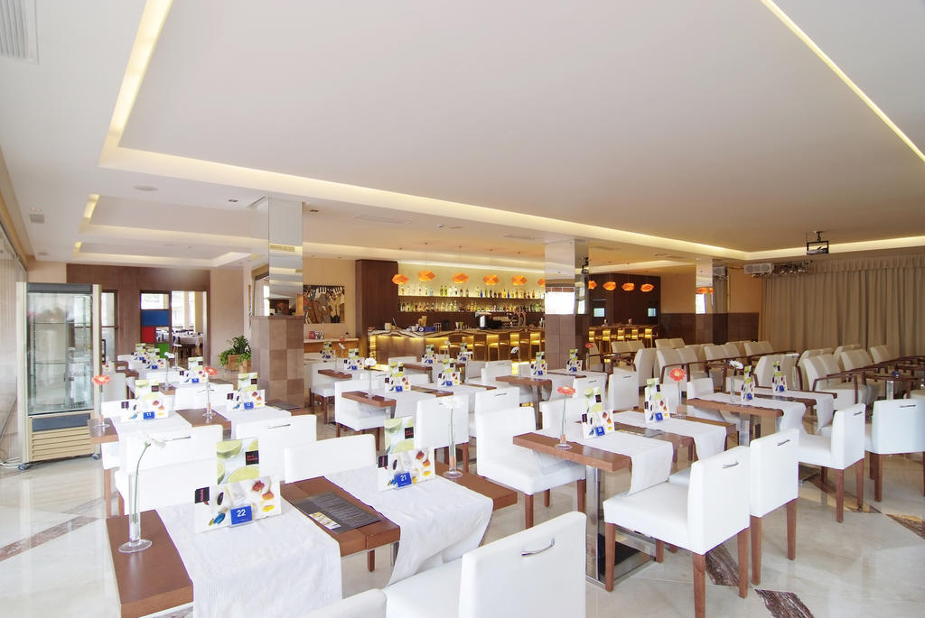 Zafiro Tropic Appart hôtel 4*
